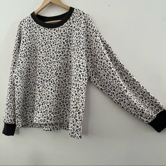 Lou & Grey Ditzy Floral Terry Sweatshirt Women's L Cozy Pullover Neutral $69 NWT - Picture 4 of 13